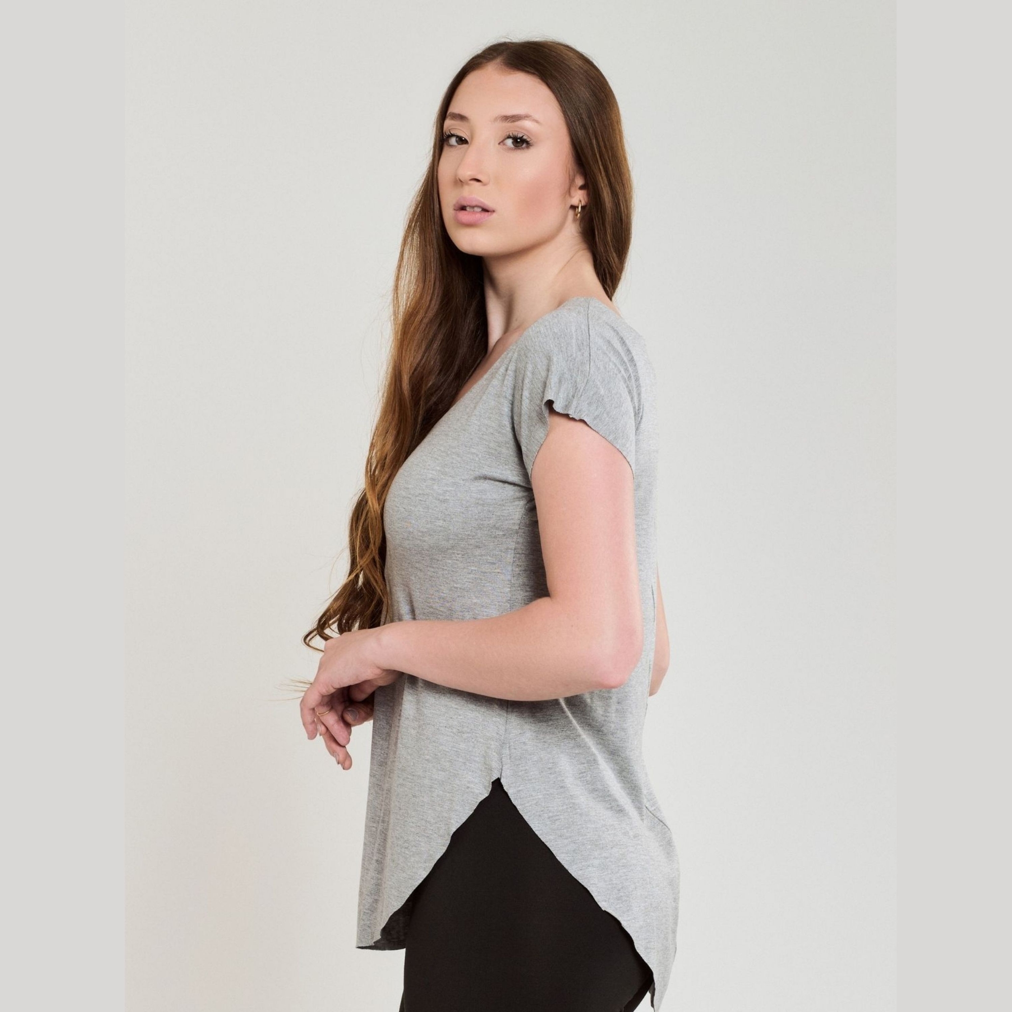 Blusa Barra Arredondada Tapa BumBum Fitness - Cinza G Blusa Barra Arredondada Tapa BumBum Fitness - Cinza G