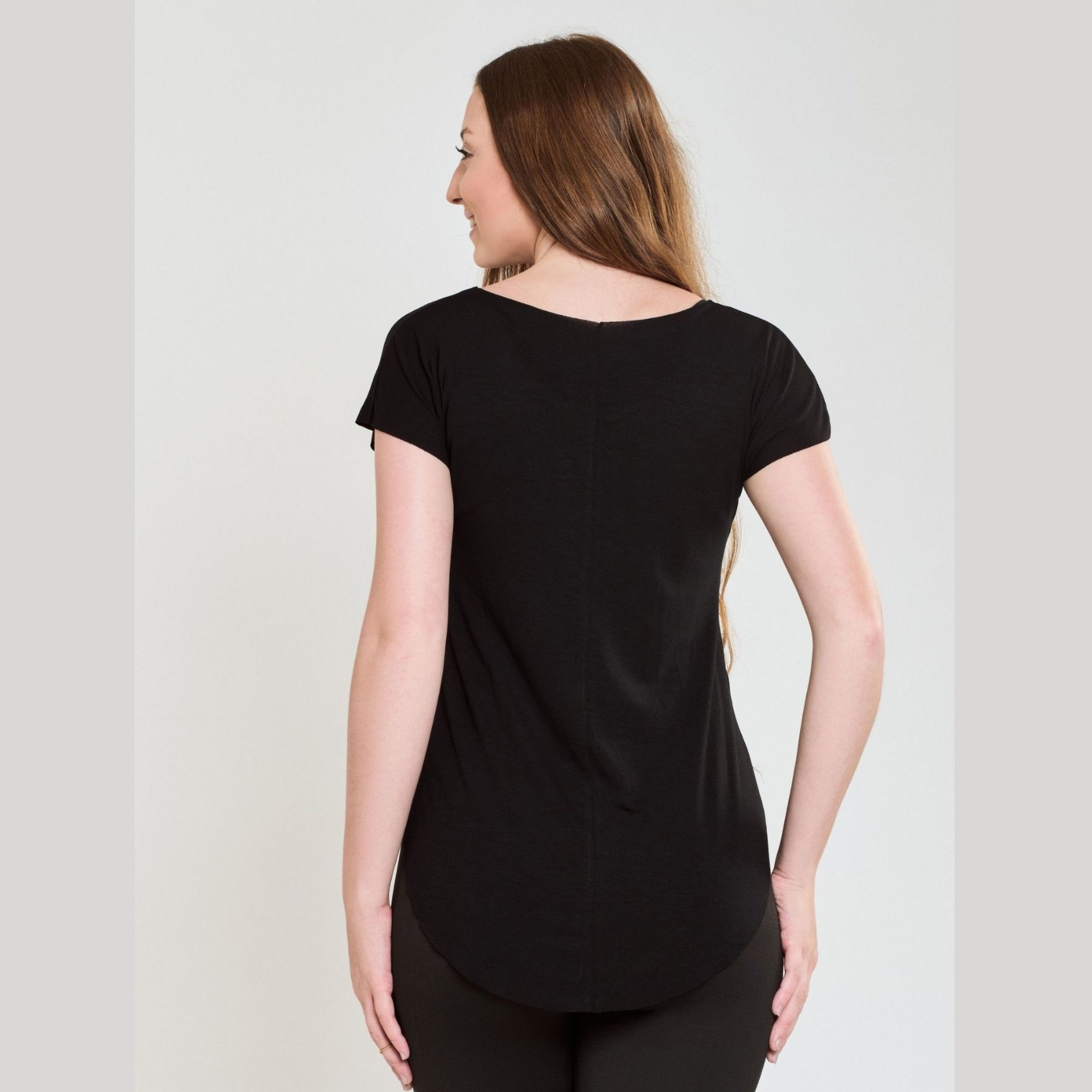 Blusa Barra Arredondada Tapa BumBum Fitness
