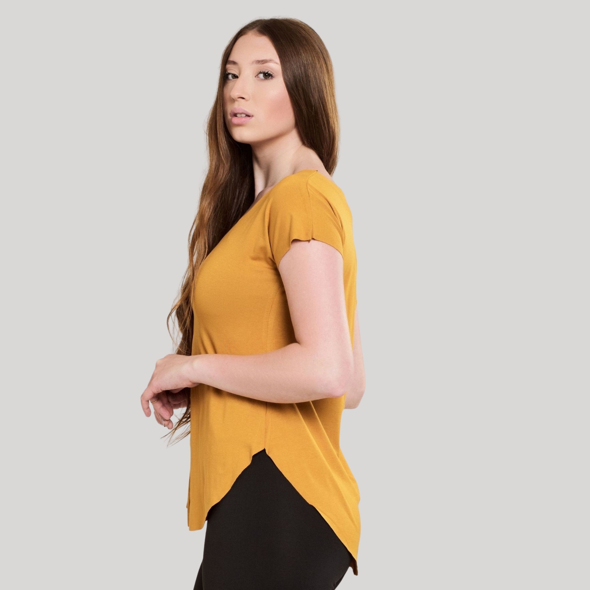 Blusa Barra Arredondada Tapa BumBum Fitness