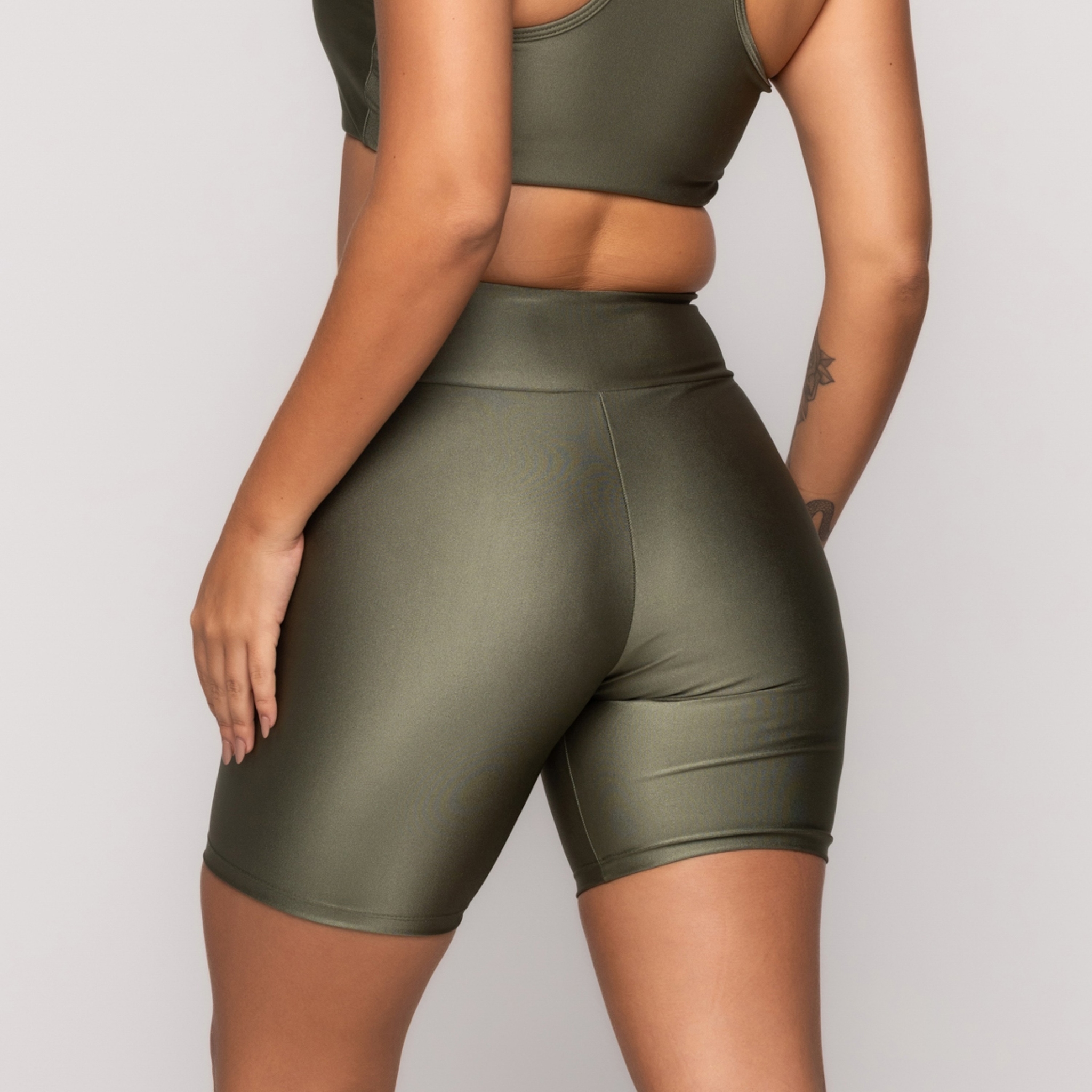 Bermuda Fitness Brilhosa