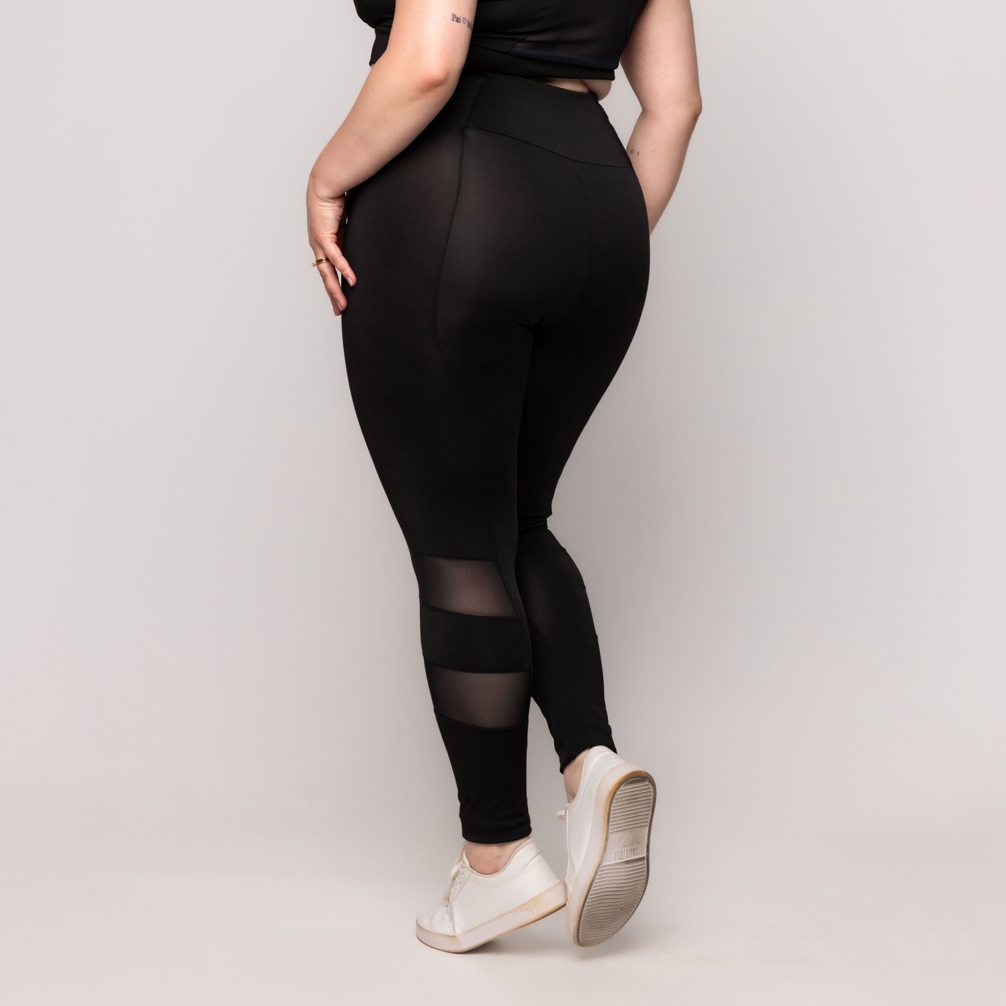Calça Com Tule Plus Size