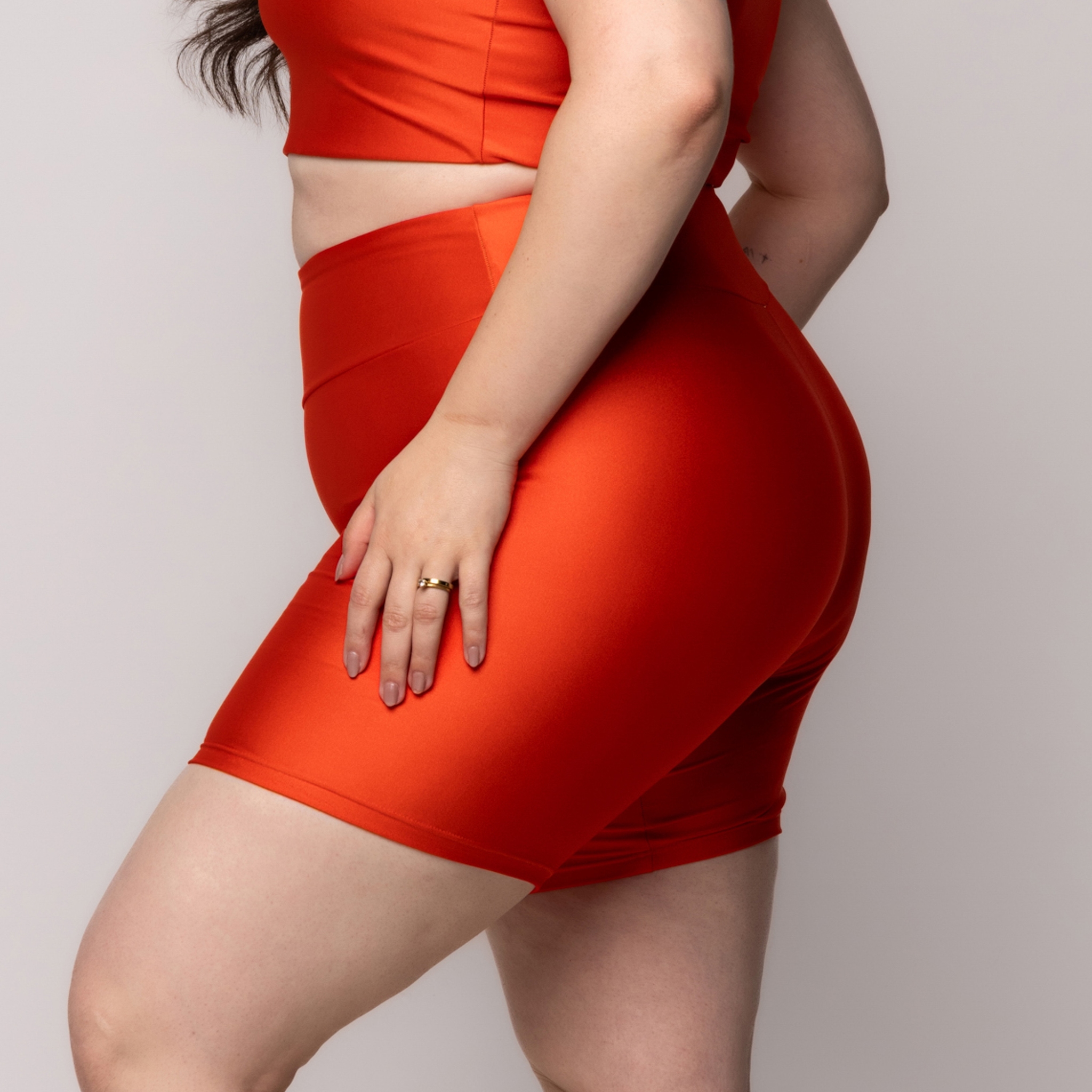 Bermuda Fitness Brilhoso Plus Size