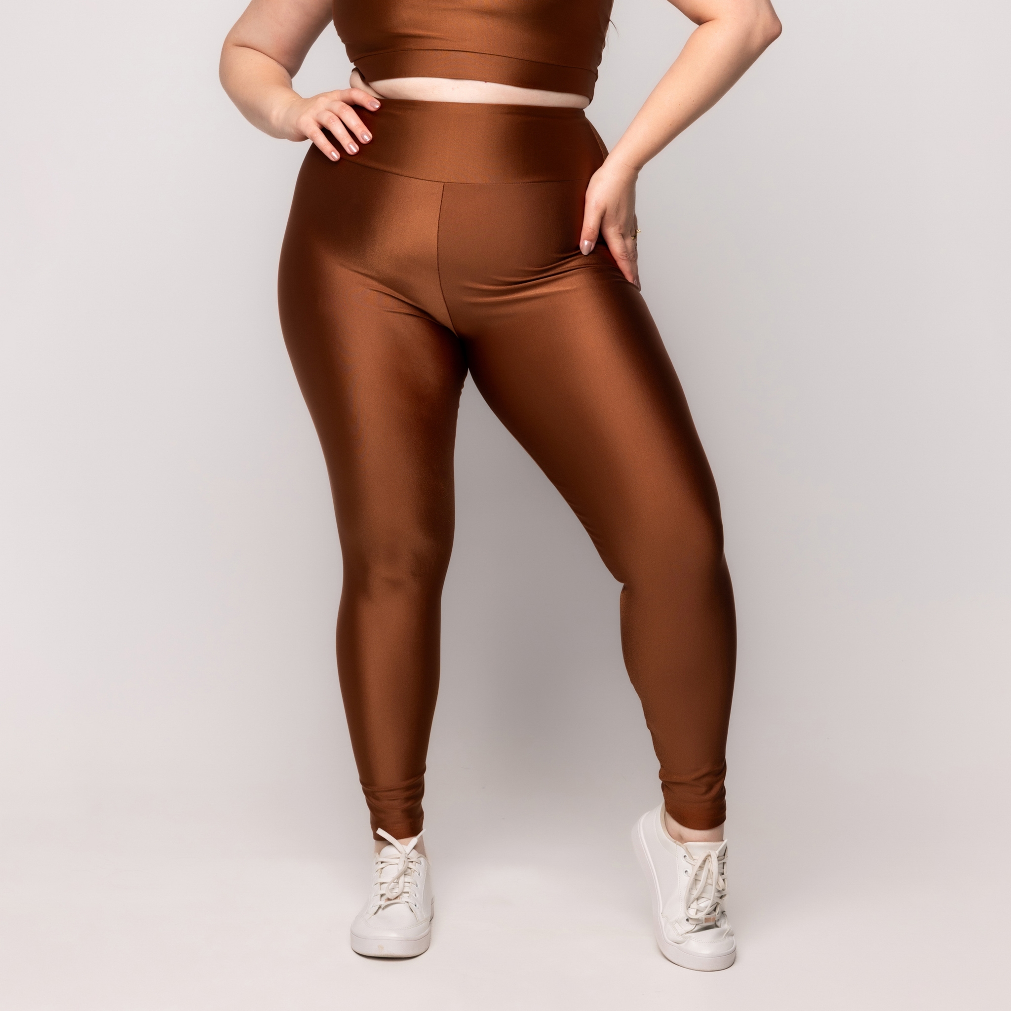 Calça Legging Brilhosa Plus Size