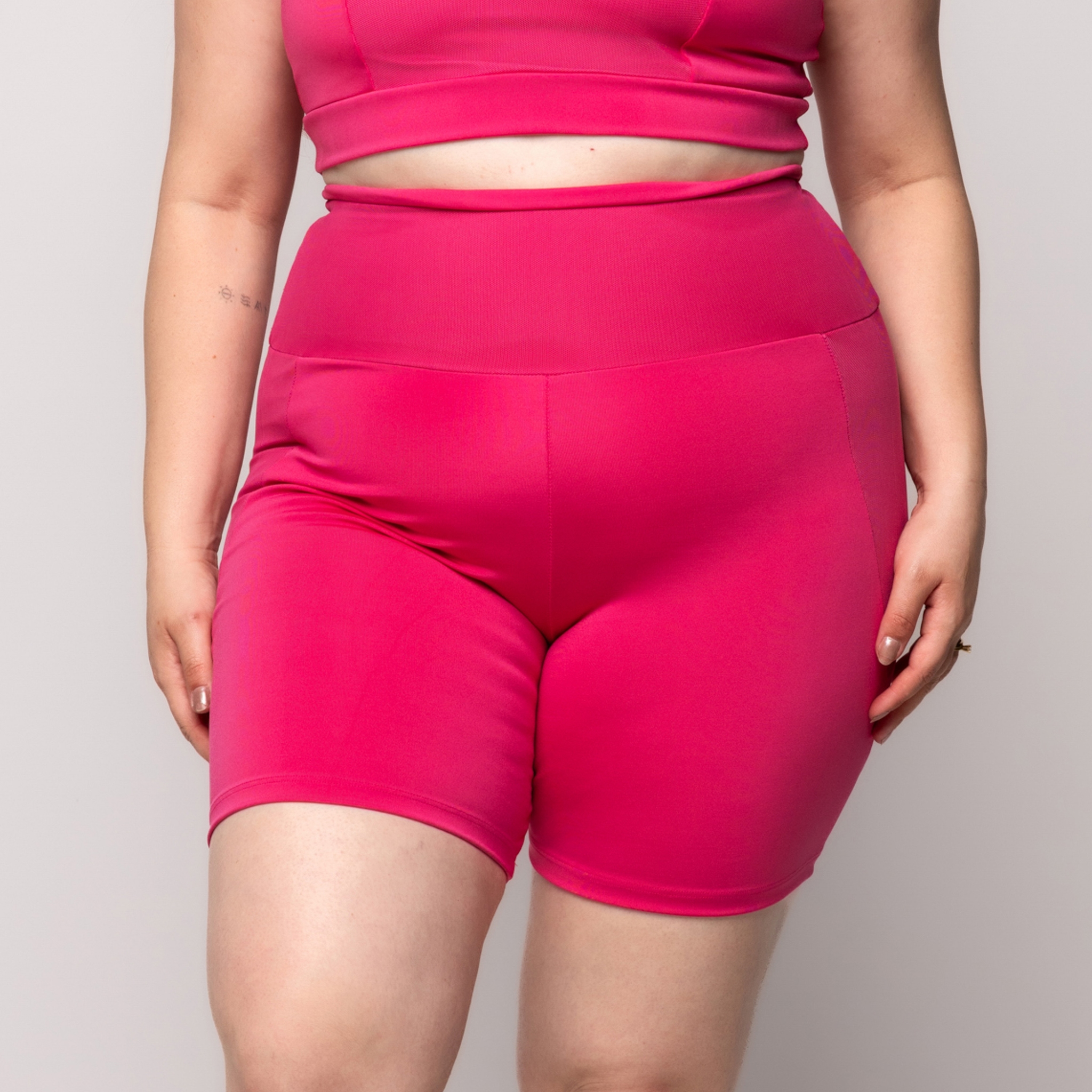 Bermuda Fitness Tule Plus Size - Rosa 46 Bermuda Fitness Tule Plus Size - Rosa 46