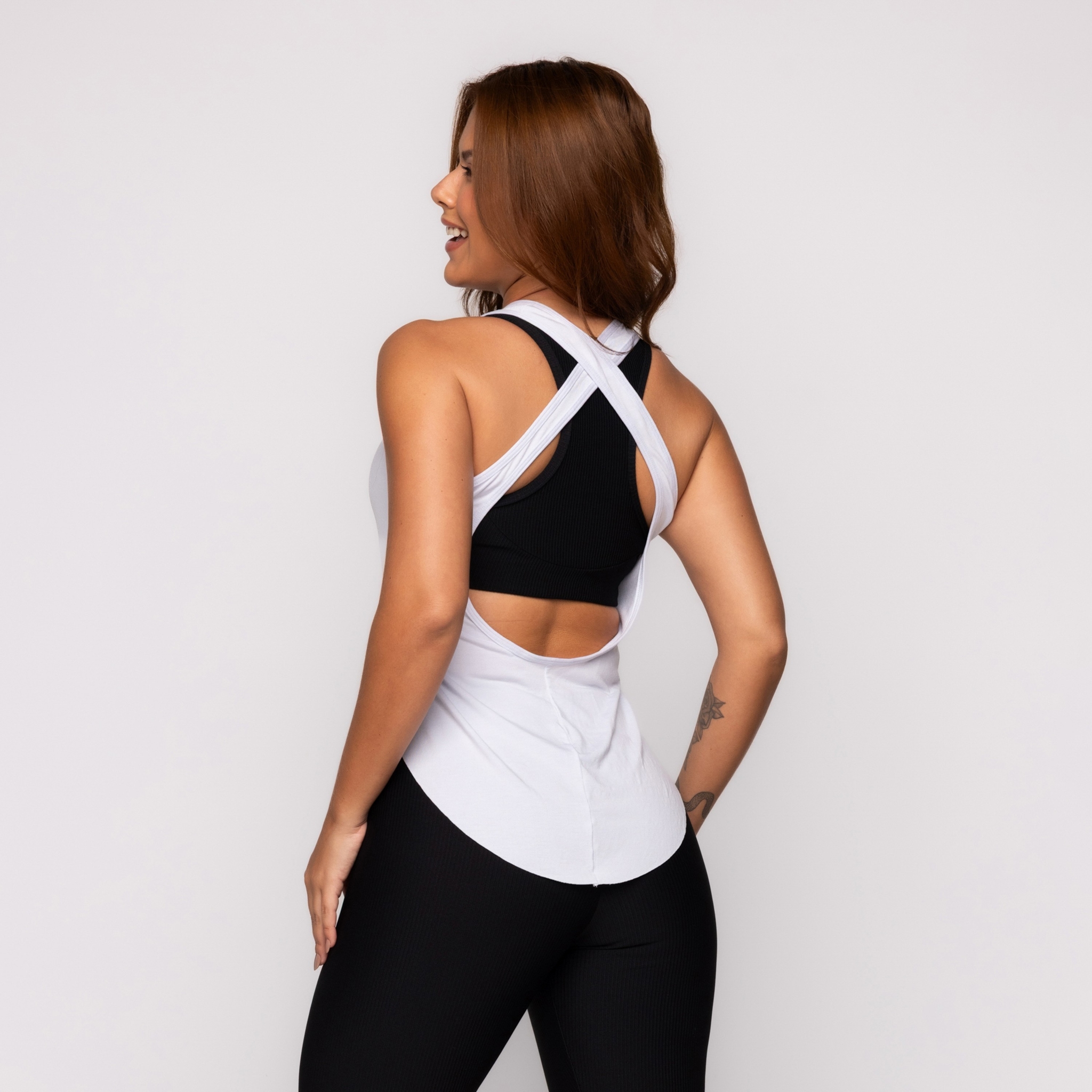 Blusa Trançada Tapa BumBum Fitness