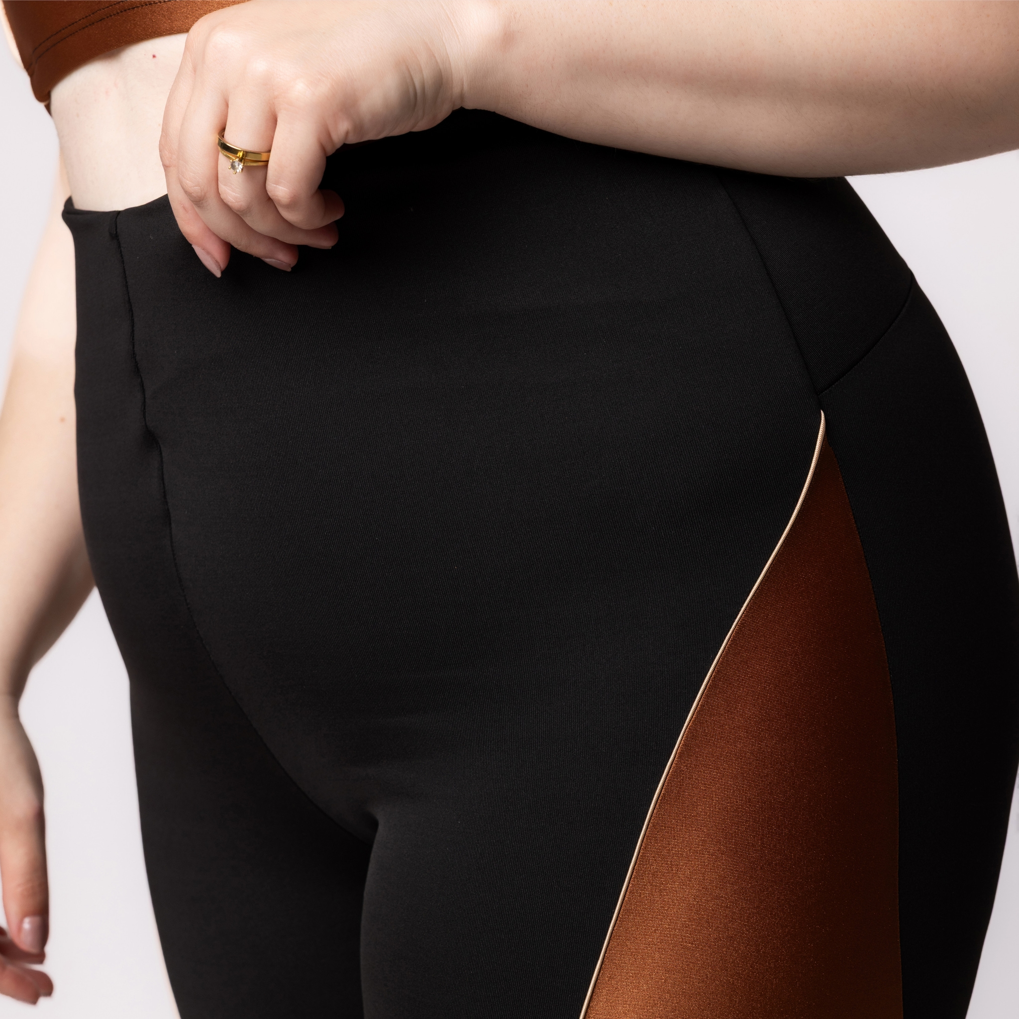 Bermuda Fitness Plus Size Feminina