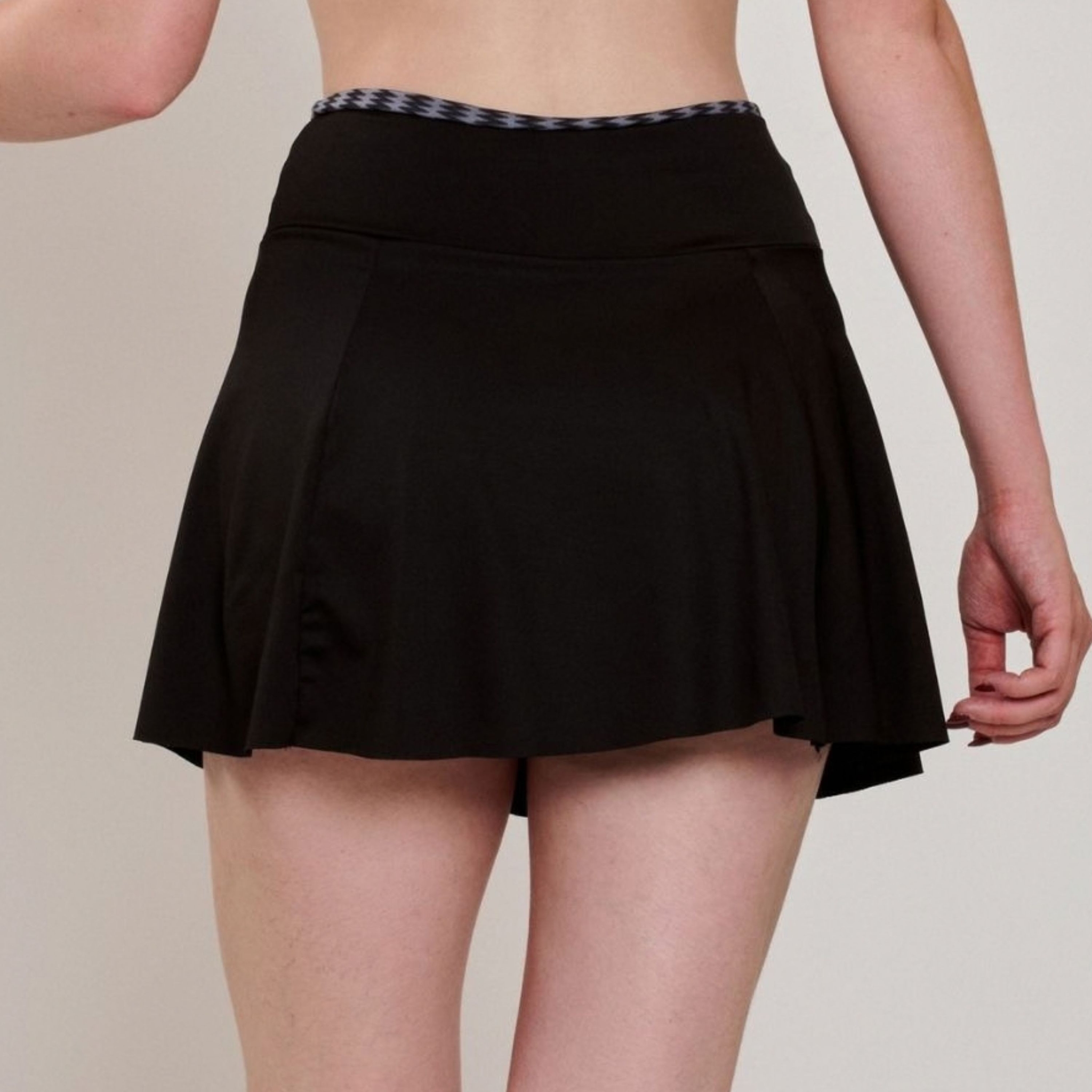 Short Saia Fitness Feminina