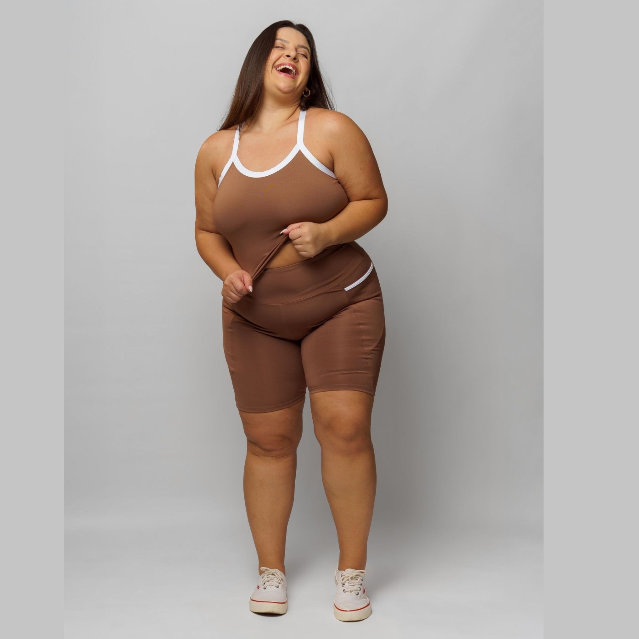 Bermuda com Bolso Plus Size Feminina Zero Transparência