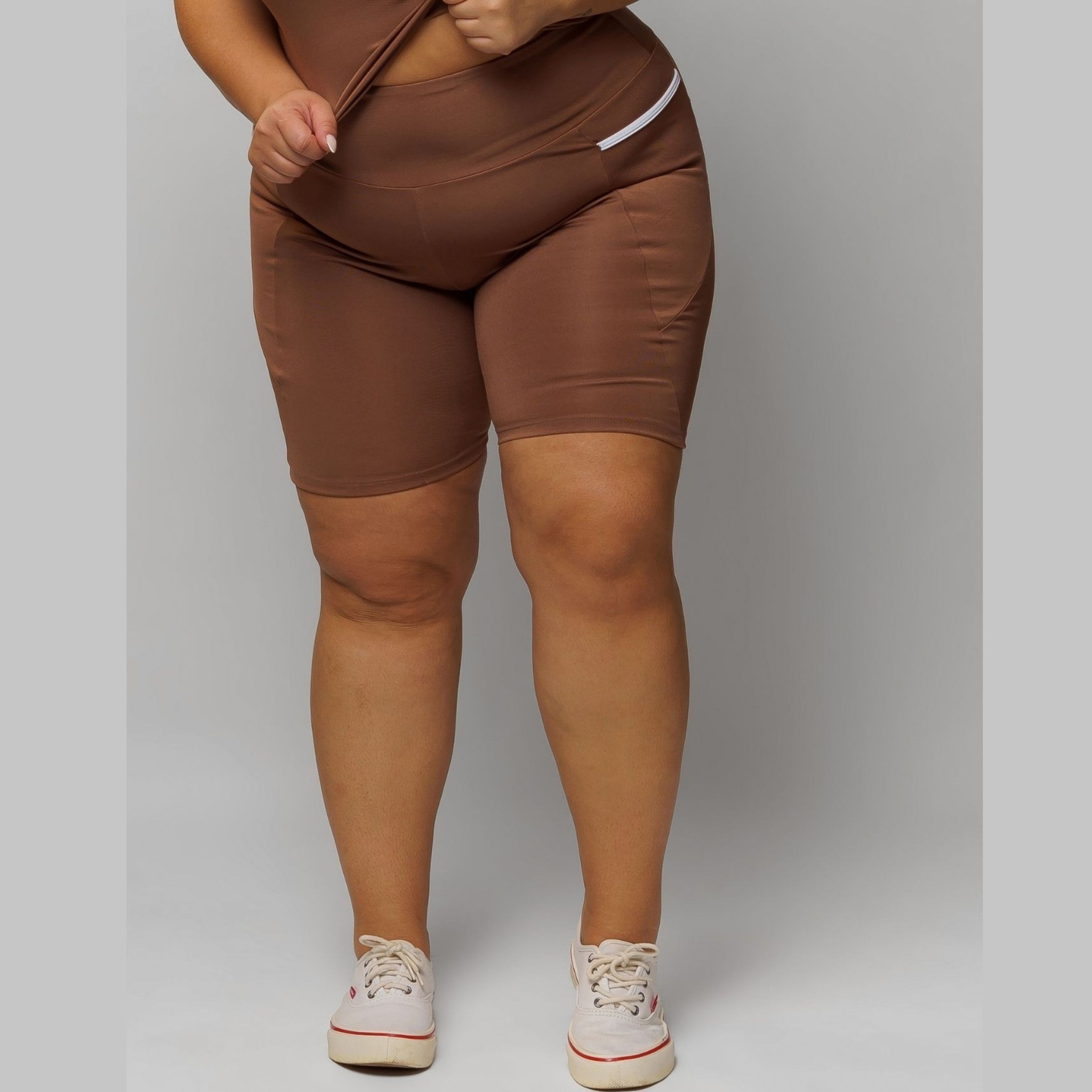 Bermuda com Bolso Plus Size Feminina Zero Transparência