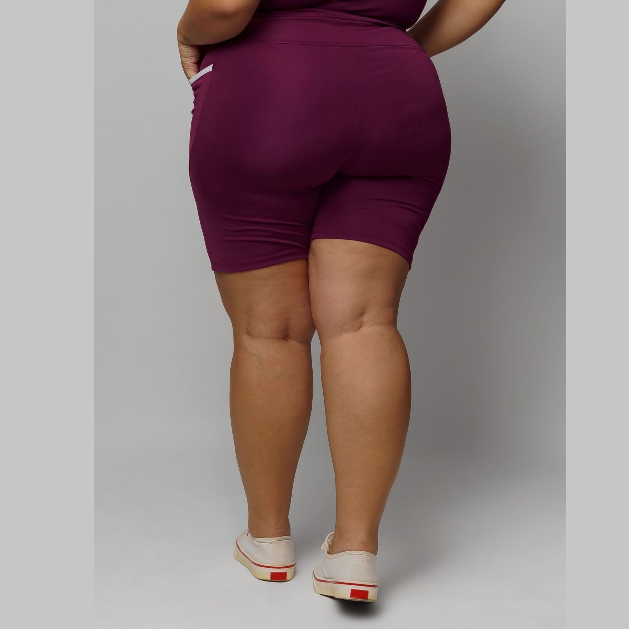 Bermuda com Bolso Plus Size Feminina Zero Transparência