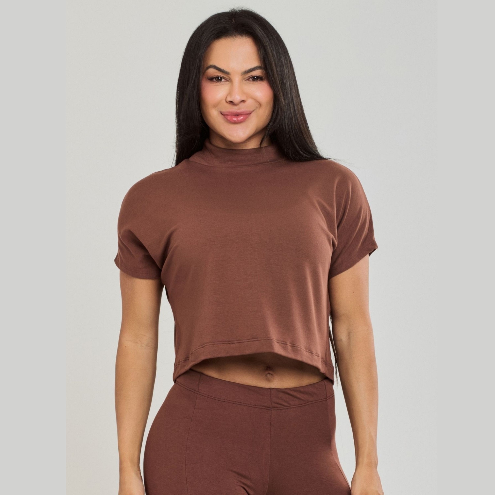 Blusa Gola Alta Feminina - Marrom G Blusa Gola Alta Feminina - Marrom G