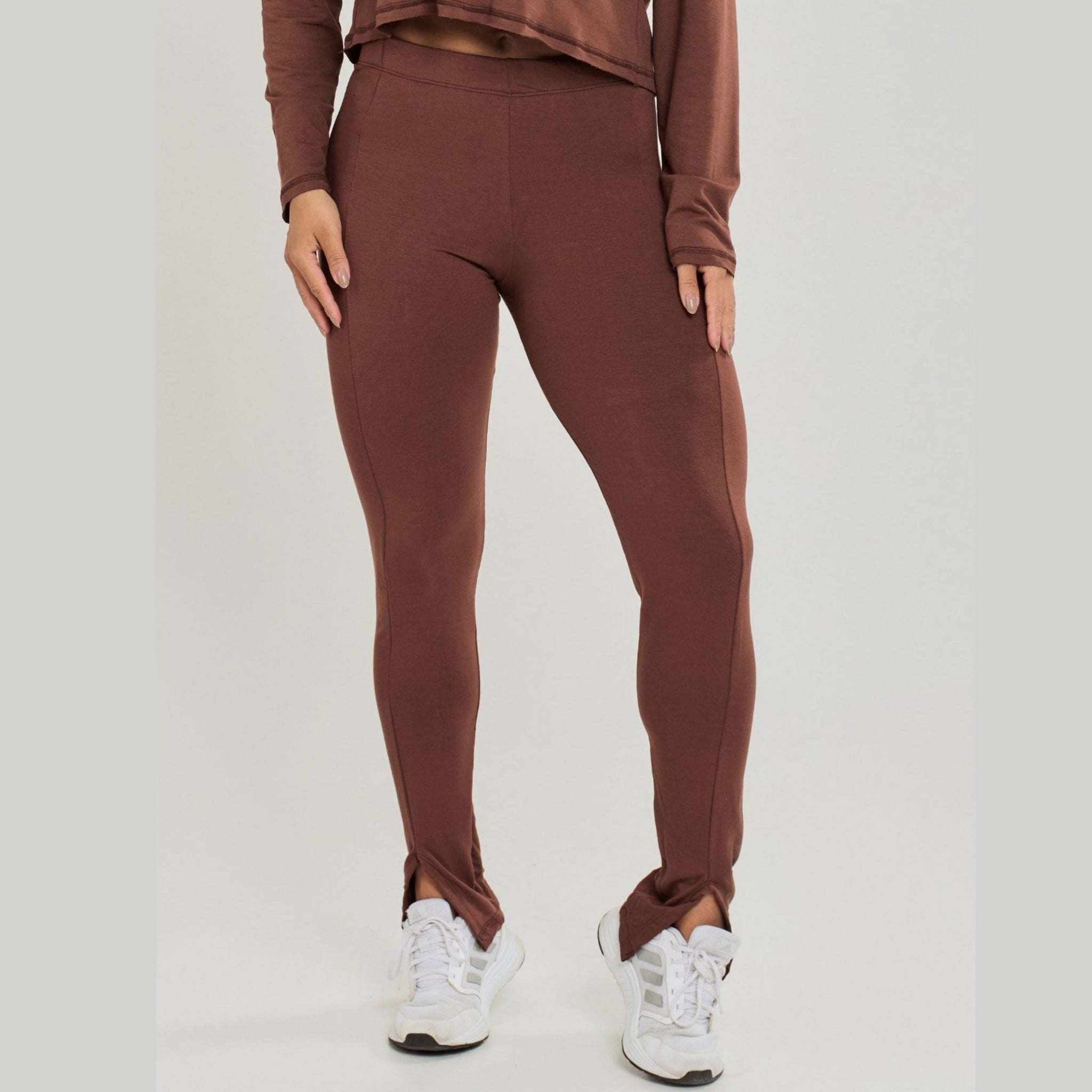 Calça Legging com Abertura na Barra Feminina
