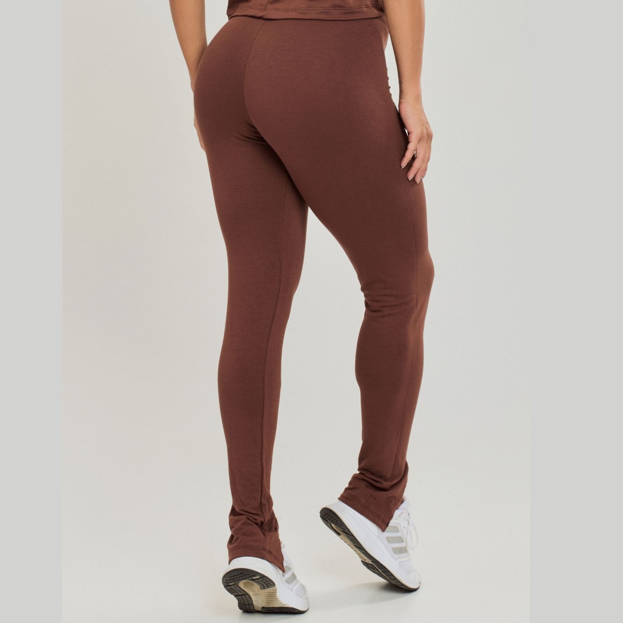Calça Legging com Abertura na Barra Feminina