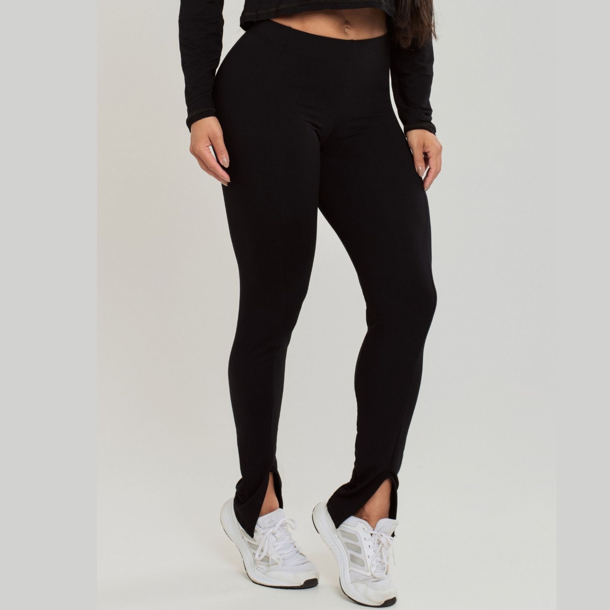 Calça Legging com Abertura na Barra Feminina