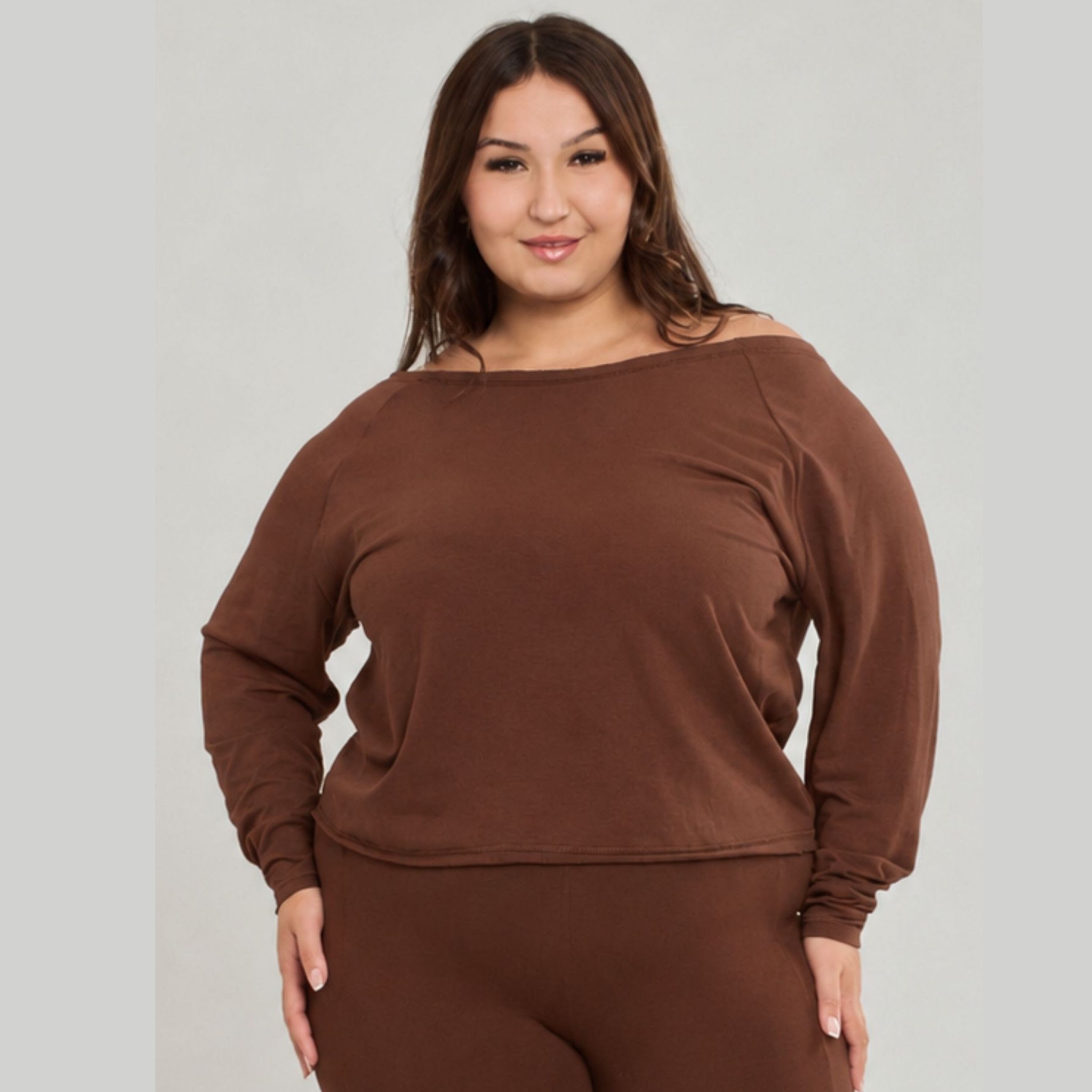 Blusa Manga Longa Feminina Plus Size - Marrom 46 Blusa Manga Longa Feminina Plus Size - Marrom 46