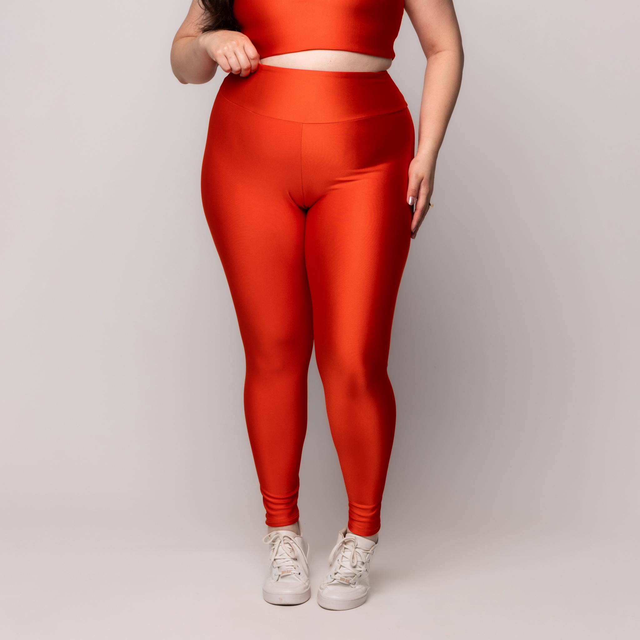 Calça Legging Brilhosa Plus Size - Laranja 46 Calça Legging Brilhosa Plus Size - Laranja 46