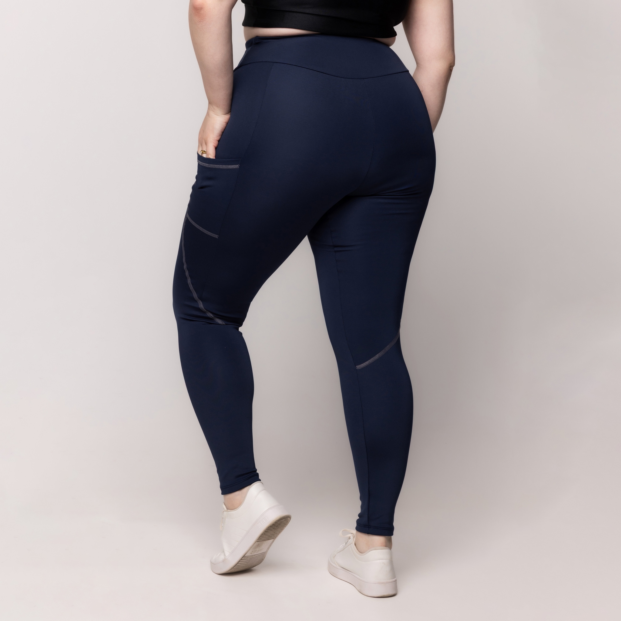 Calça Com Bolso Plus Size