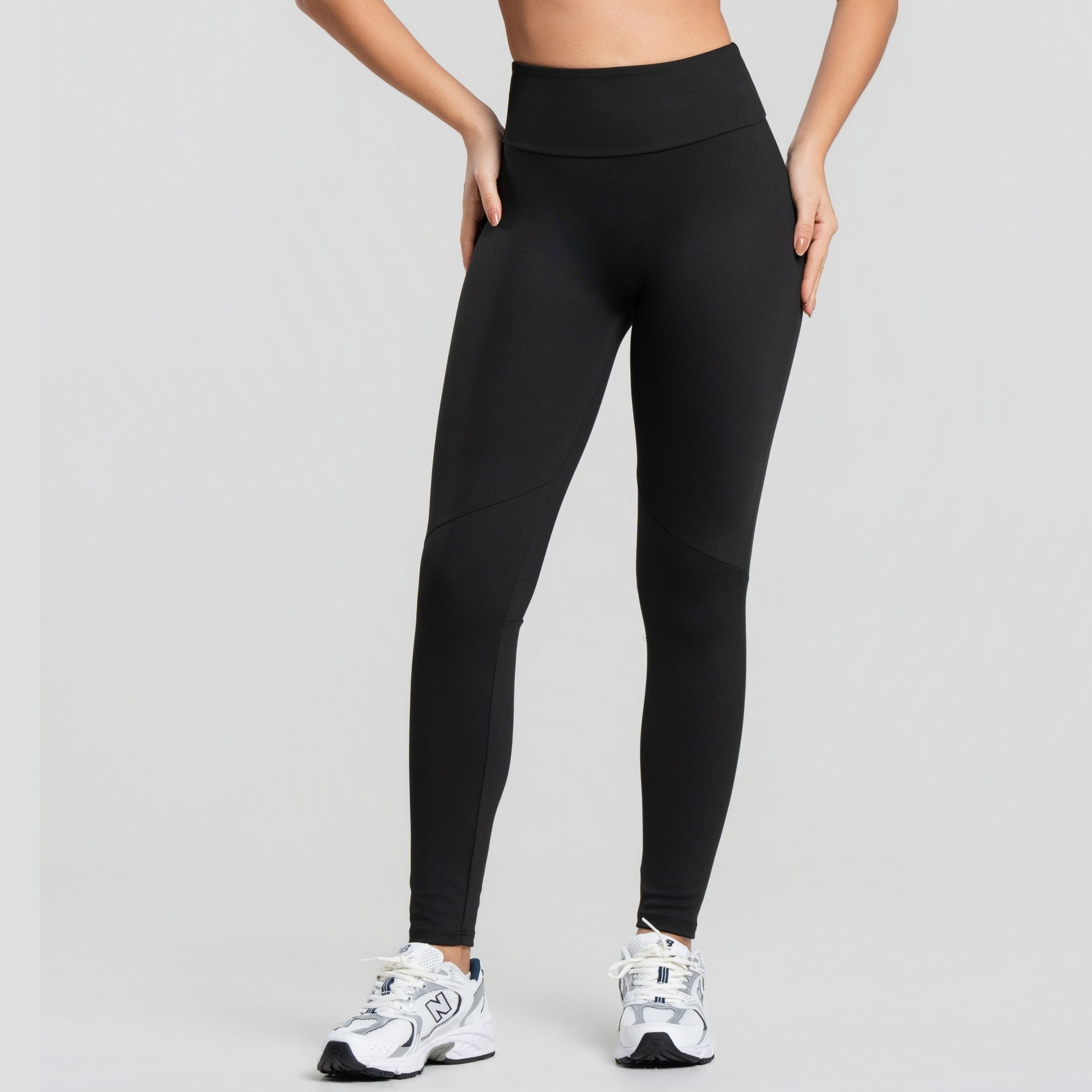 Calça Legging Empina Bumbum Feminina - Preto P Calça Legging Empina Bumbum Feminina - Preto P
