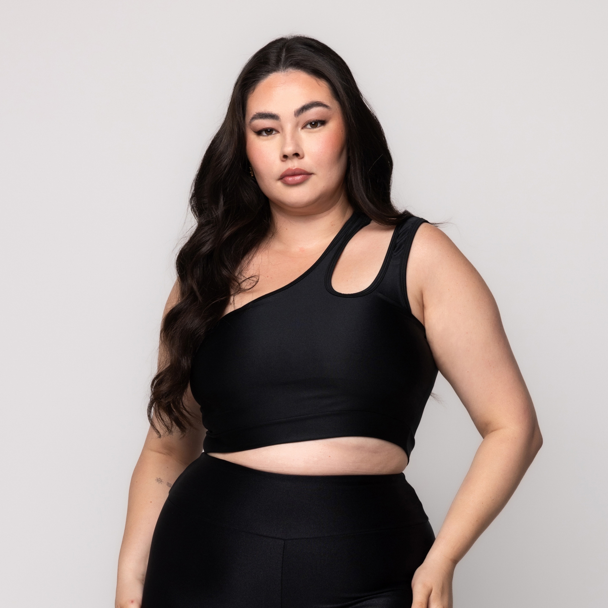 Top Fitness Sem Bojo Brilhoso - Preto 46 Top Fitness Sem Bojo Brilhoso - Preto 46