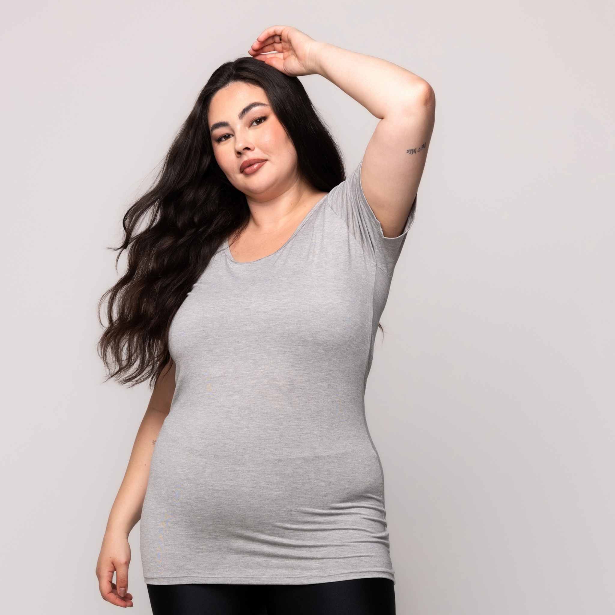 Blusa Tapa BumBum Plus Size - Cinza 46 Blusa Tapa BumBum Plus Size - Cinza 46