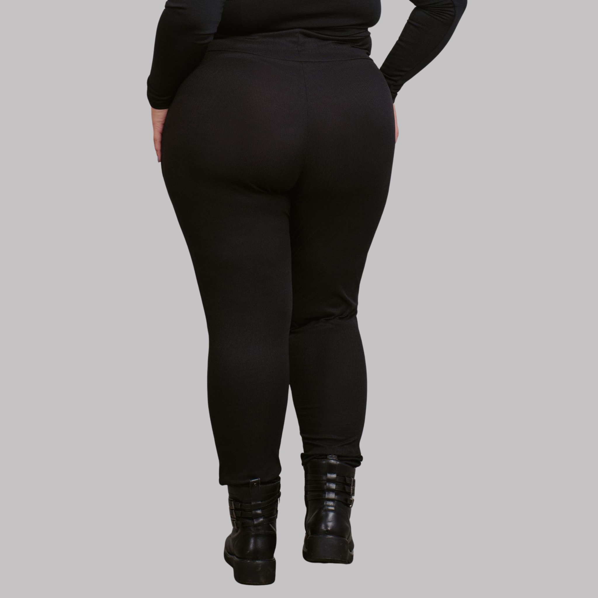 Calça de Ribana Plus Size