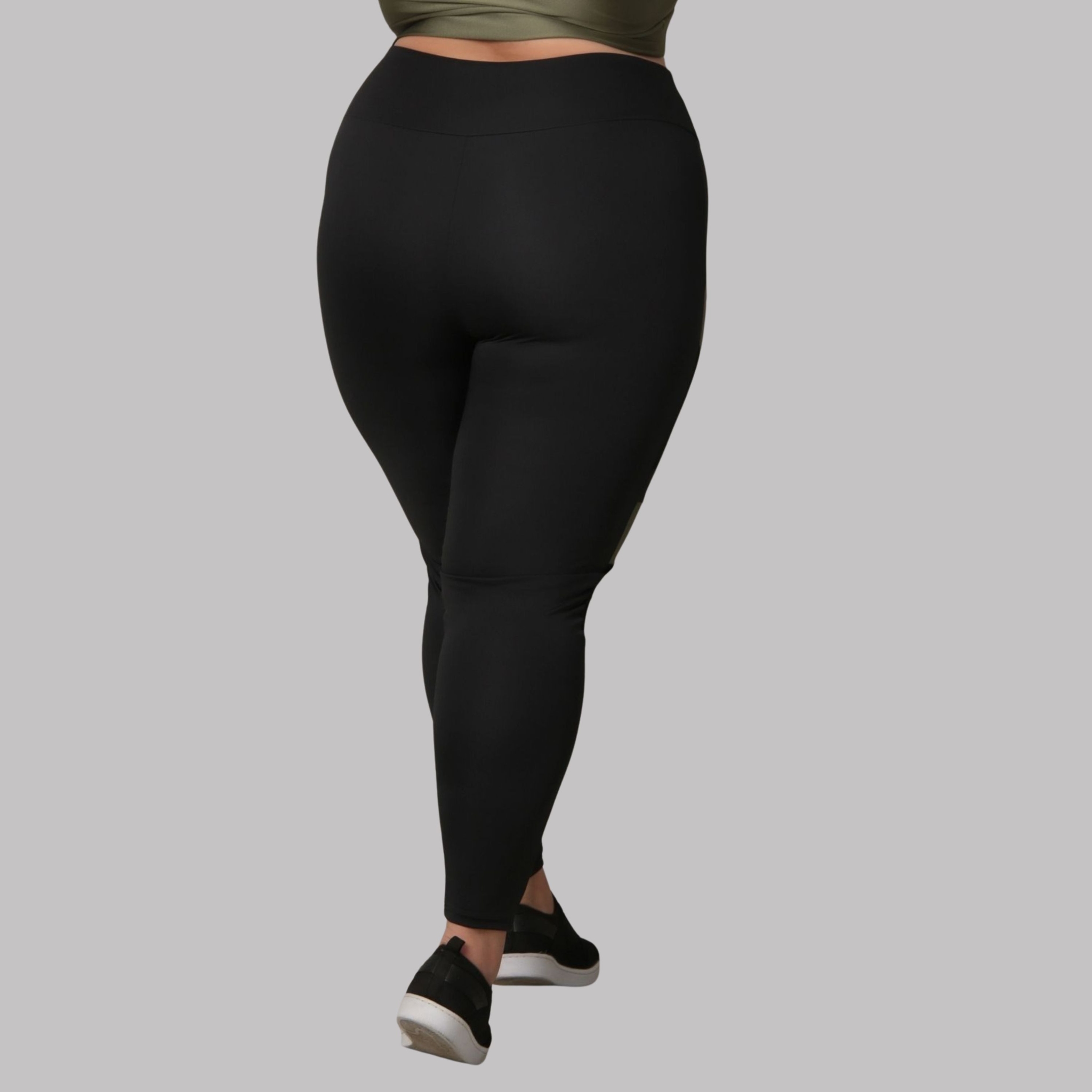 Calça Legging Detalhe em Tule Plus Size