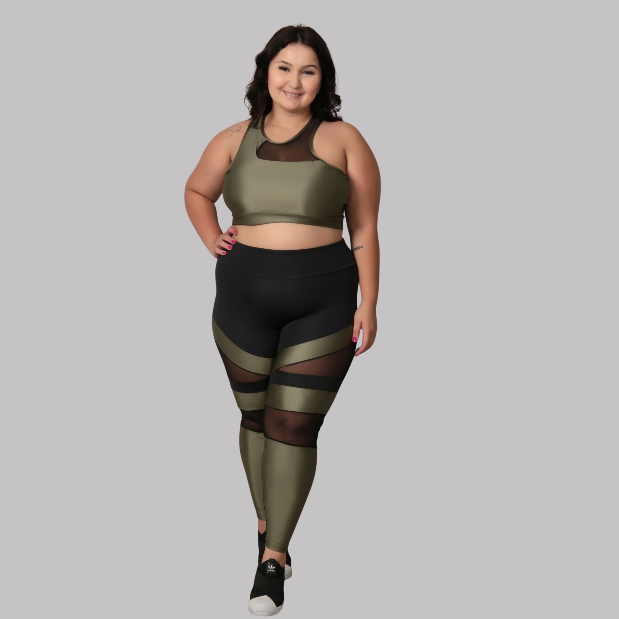 Calça Legging Detalhe em Tule Plus Size