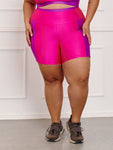 Bermuda Fitness Brilhosa Plus Size