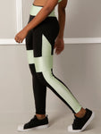 Calça Legging Empina Bumbum Preta com recortes Verde