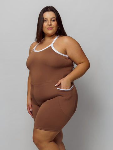 Macaquinho Fitness Com Bolso Plus Size