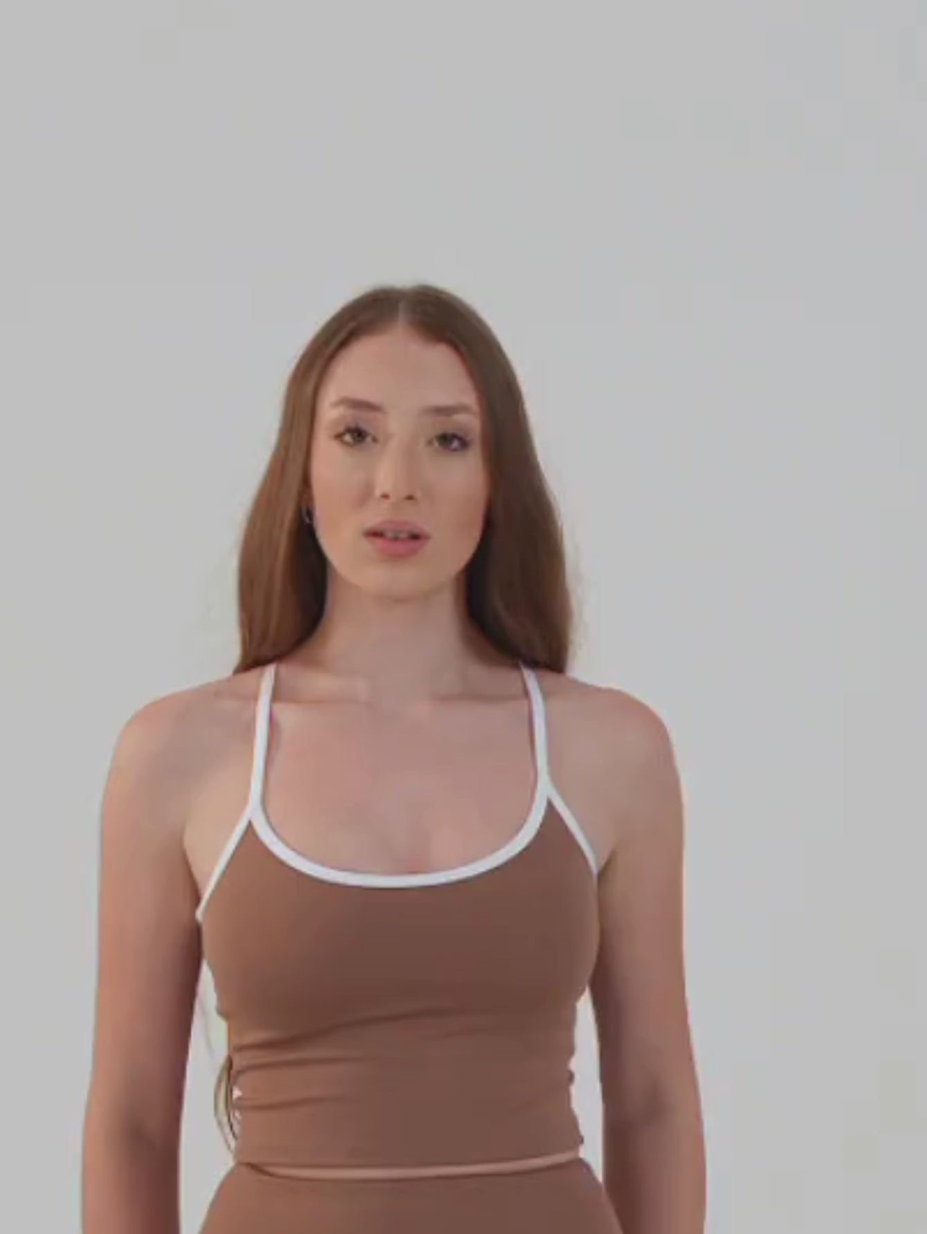 https://cdn.shopify.com/videos/c/o/v/bada4310cd2a470fa13746596d9c44e4.mp4