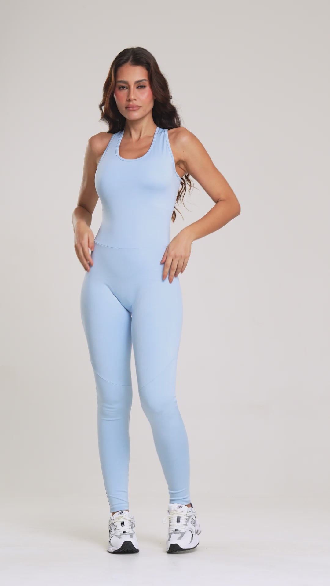 https://cdn.shopify.com/videos/c/o/v/df339a249d5d45e1ad9c07e19dd946d3.mp4