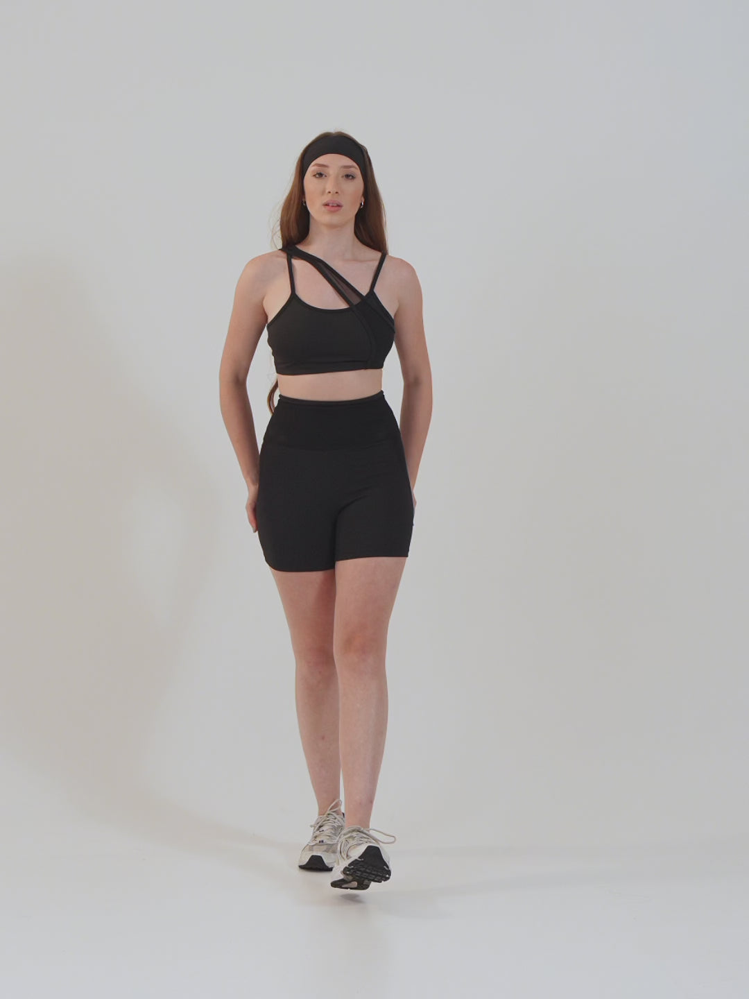 https://cdn.shopify.com/videos/c/o/v/e06c57ea906a408683a1a66ec34dda01.mp4