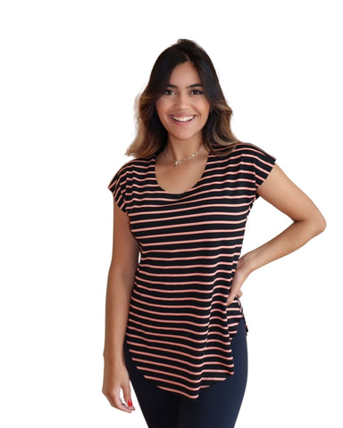 Blusa Listrada Barra Arredondada Tapa BumBum Fitness