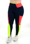 Calça Legging Com Detalhe Bicolor Plus Size