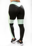 Calça Legging Empina Bumbum Preta com recortes Verde (7398758383767)